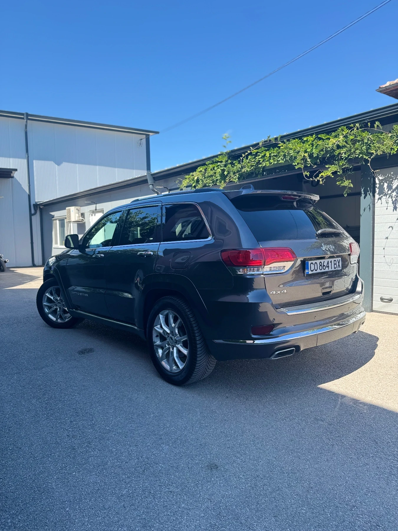Jeep Grand cherokee 5.7 Summit - изображение 6