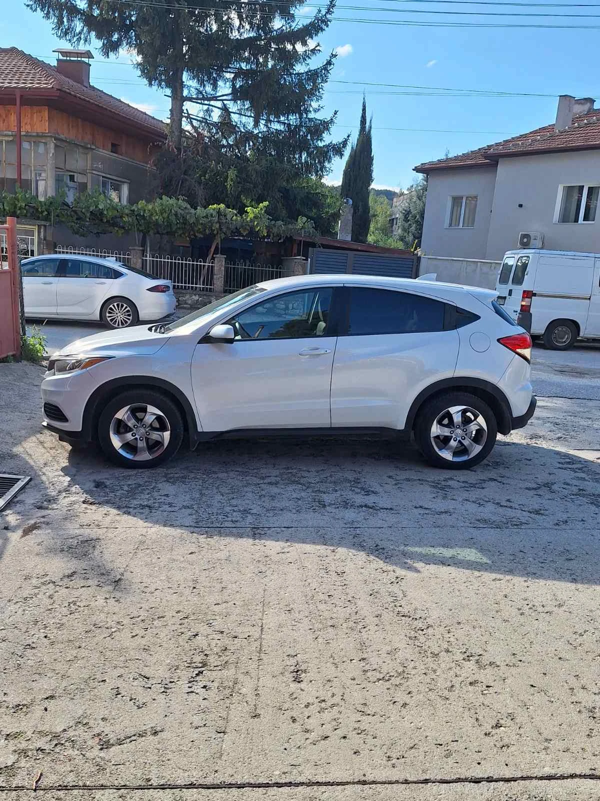 Honda Hr-v 1.8 AWD - изображение 2
