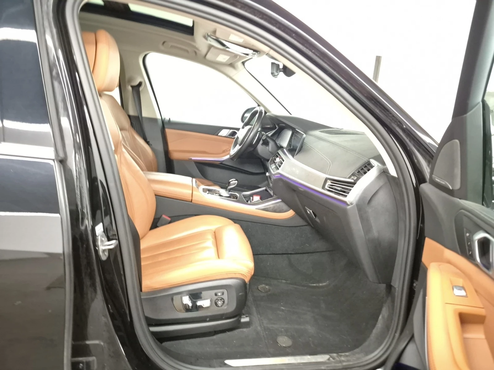 BMW X7 40i * * CARFAX * *   * *  | Mobile.bg   12