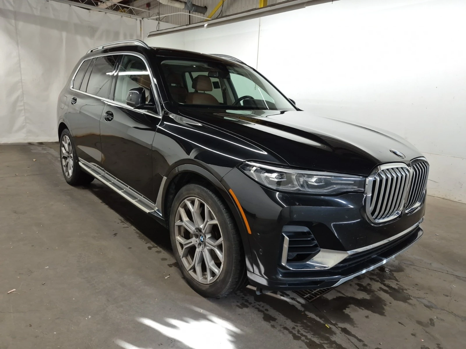 BMW X7 40i * * CARFAX * *   * *  | Mobile.bg   2