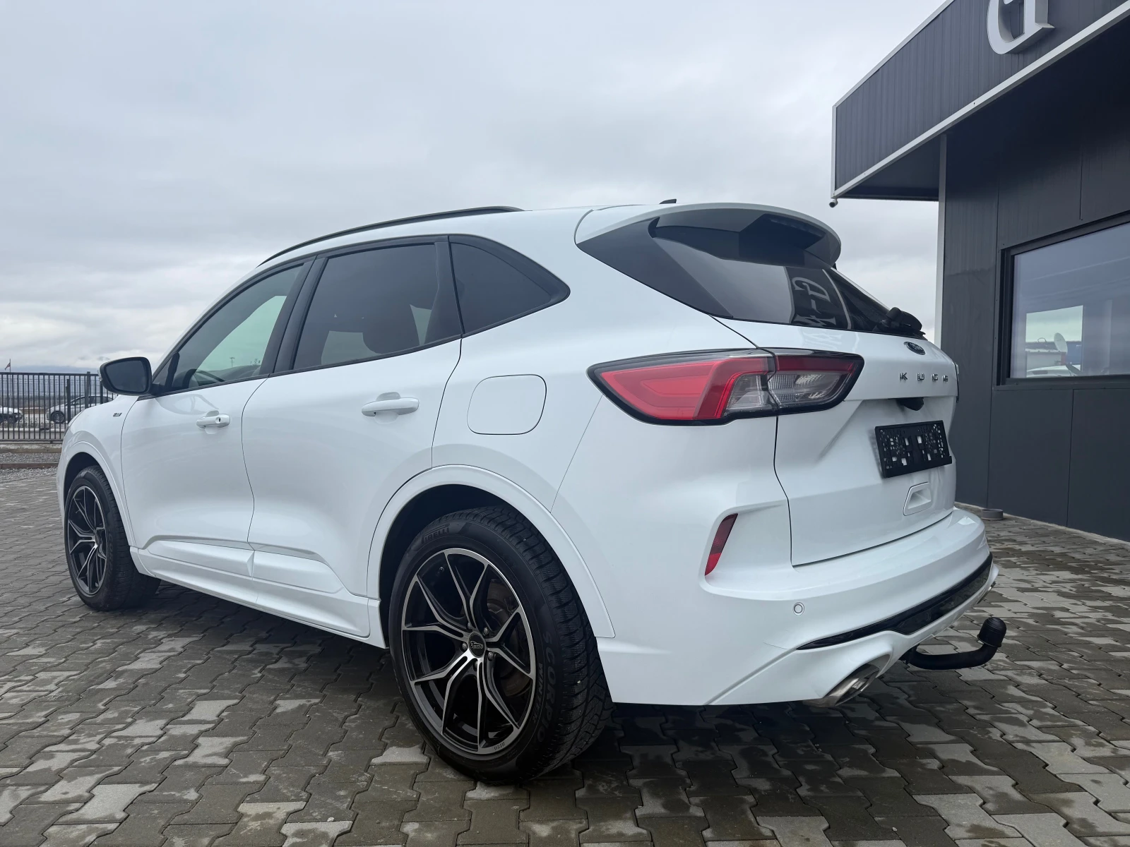Ford Kuga 1.5 EcoBlue 120ks 120000 km Собствен лизинг !!! - изображение 7