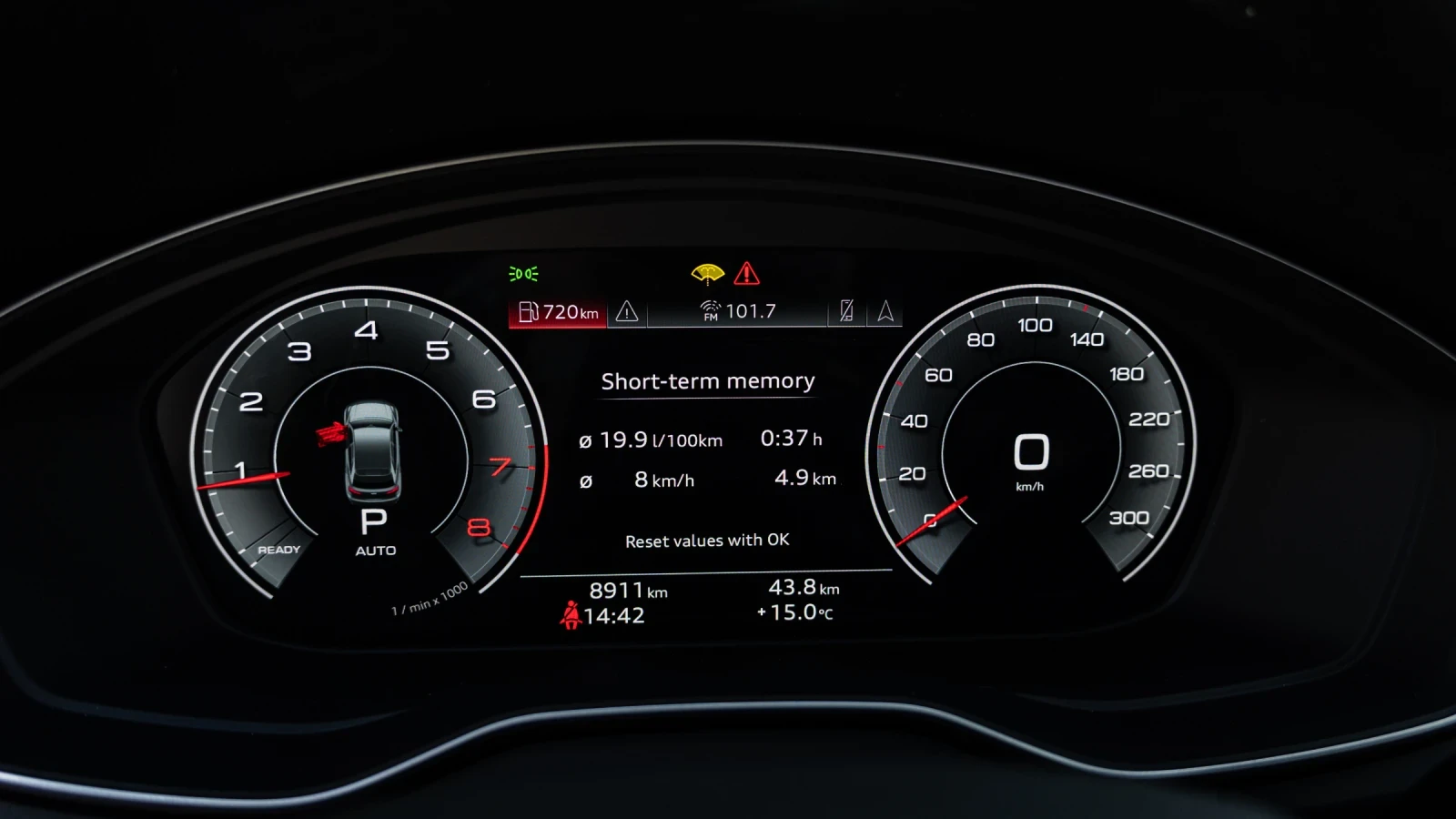 Audi Q5 45 PROGRESSIV, снимка 12 - Автомобили и джипове - 53748201