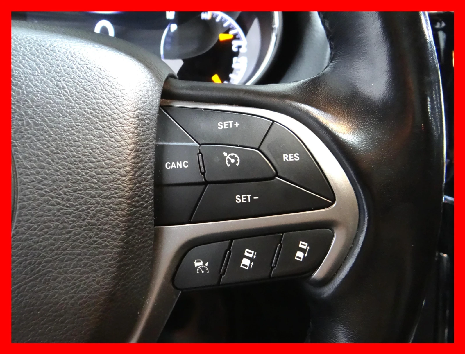 Jeep Grand cherokee 80* ANNIVERSARY* EDITION* 3.6* V6* 8ZF* ДИСТРОНИК*, снимка 14 - Автомобили и джипове - 53837017