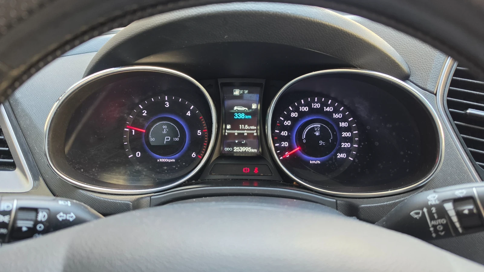 Hyundai Santa fe Grand CRDi 4WD, снимка 9 - Автомобили и джипове - 53988908