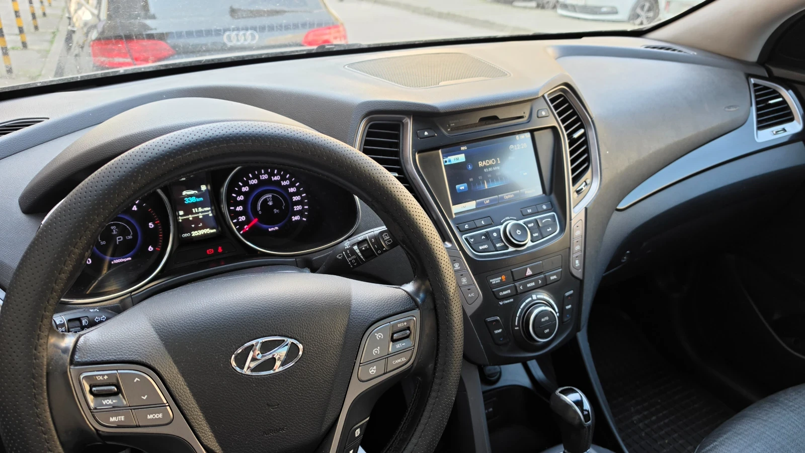 Hyundai Santa fe Grand CRDi 4WD, снимка 7 - Автомобили и джипове - 53988908