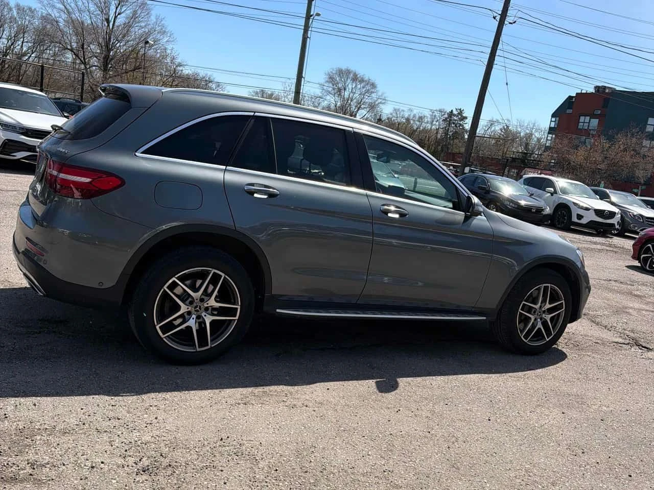 Mercedes-Benz GLC 300 | ПОДГРЕВ | ПАНОРАМА | CARFAX | , снимка 3 - Автомобили и джипове - 54335550