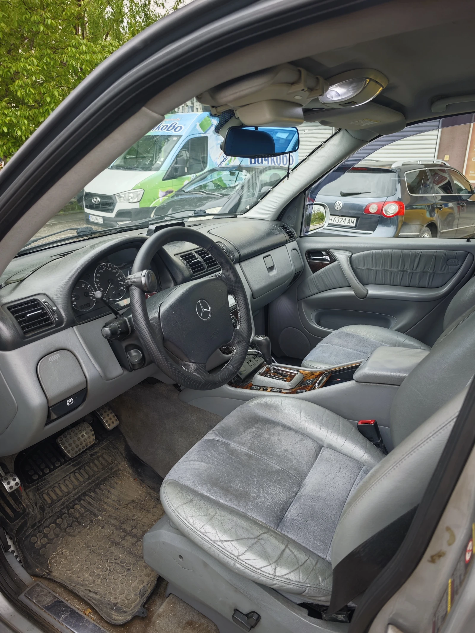 Mercedes-Benz ML 270, снимка 8 - Автомобили и джипове - 54384181
