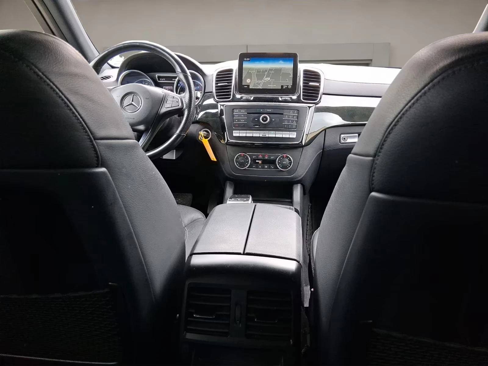 Mercedes-Benz GLE 350 D/4MATIC| PANORAMA| HARMAN/KARDON| NIGHT VISION| , снимка 12 - Автомобили и джипове - 54702830