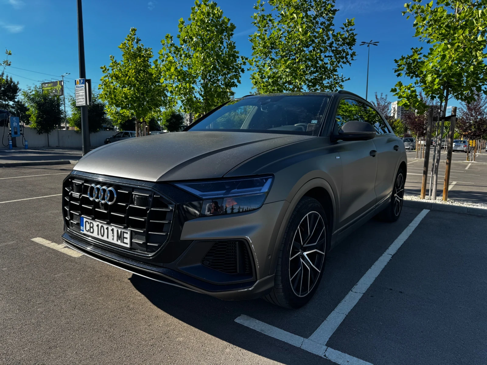 Audi Q8 55 TFSI QUATTRO FULL, снимка 3 - Автомобили и джипове - 54933166
