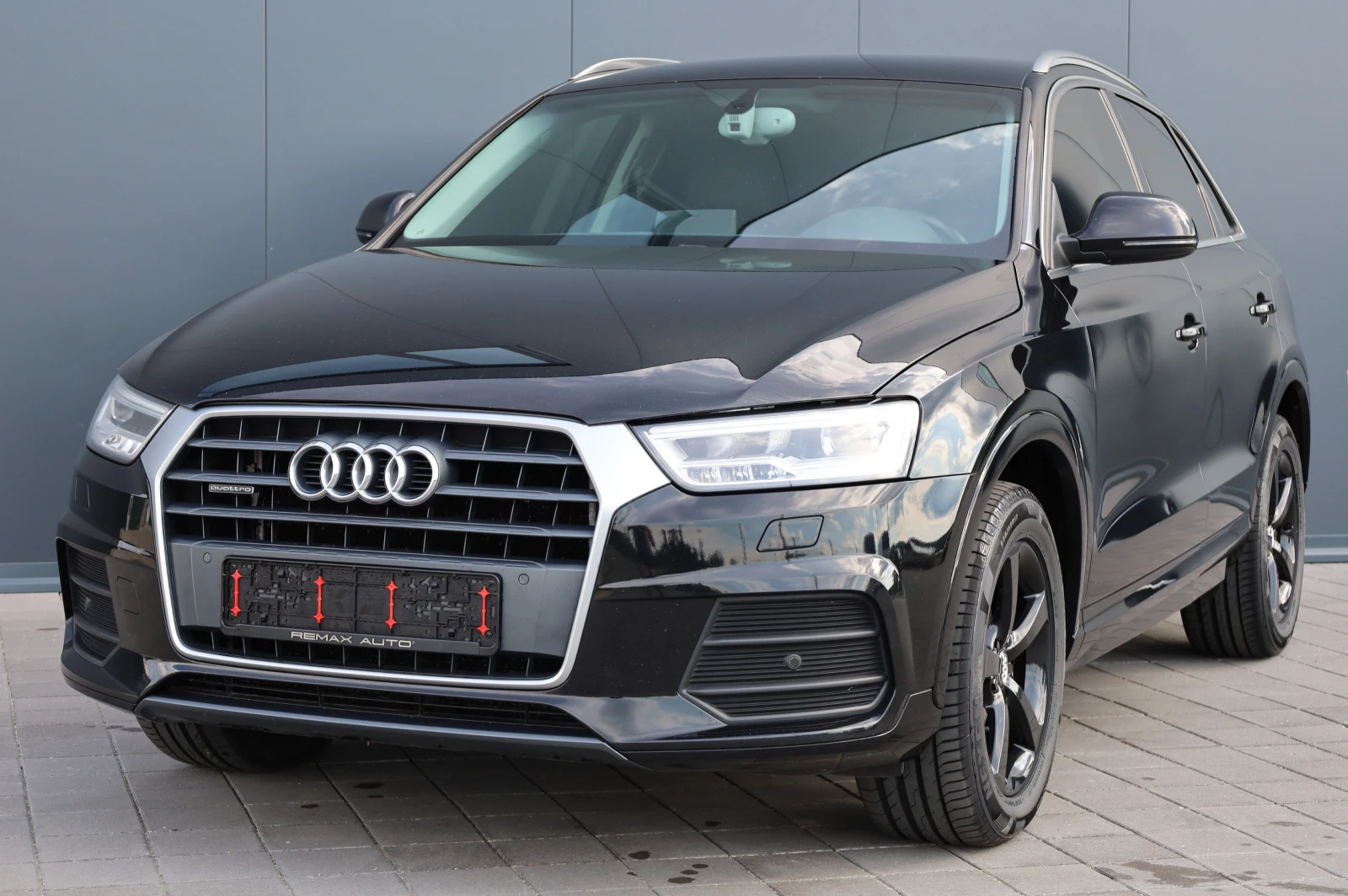 Audi Q3 FACELIFT* S-LINE* NAVI* LED LIGHT* KEYLESS* , снимка 5 - Автомобили и джипове - 55027127