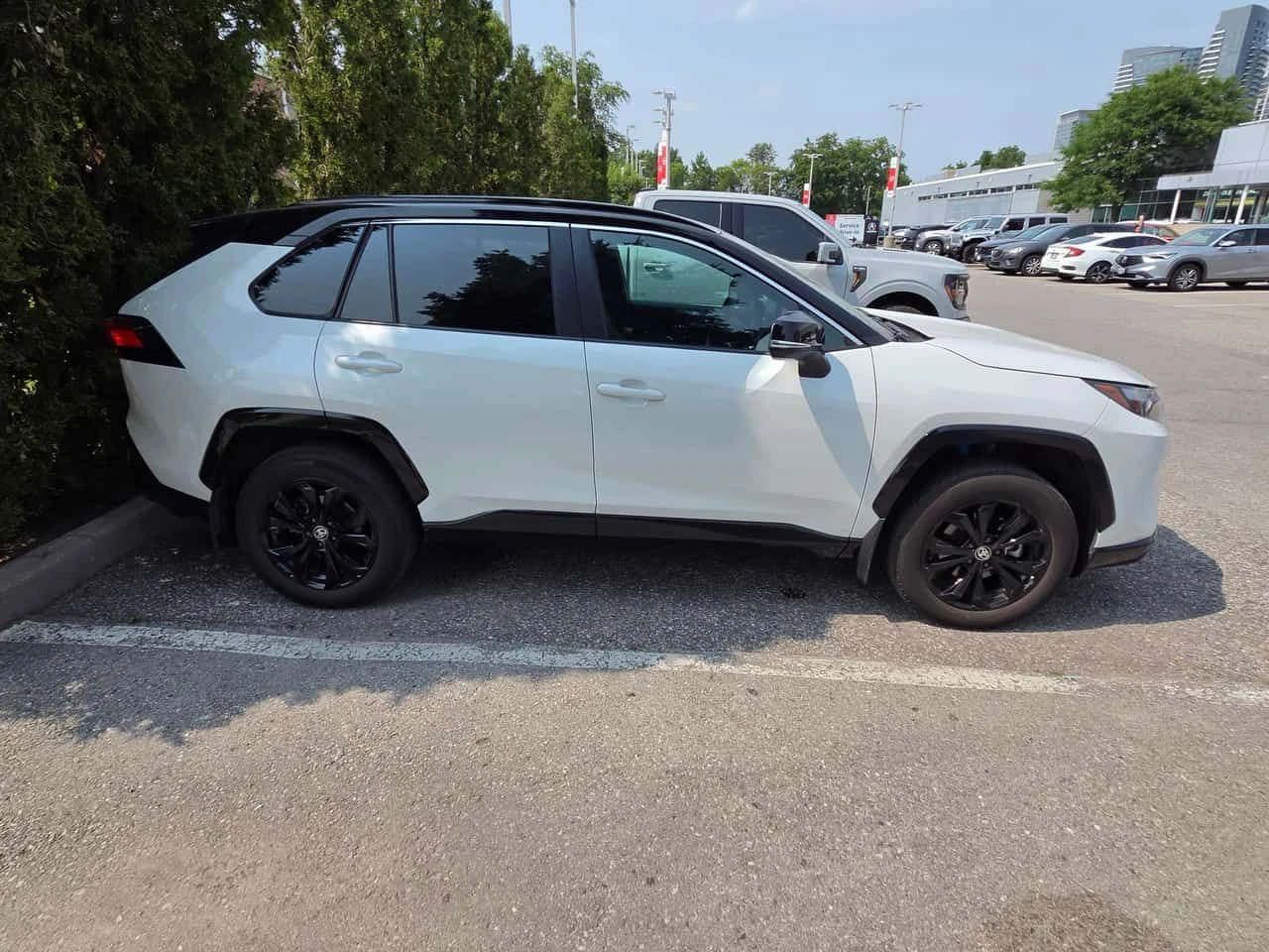 Toyota Rav4 * Hybrid XSE * CARFAX * ЦЕНА ДО БГ, снимка 4 - Автомобили и джипове - 55328098