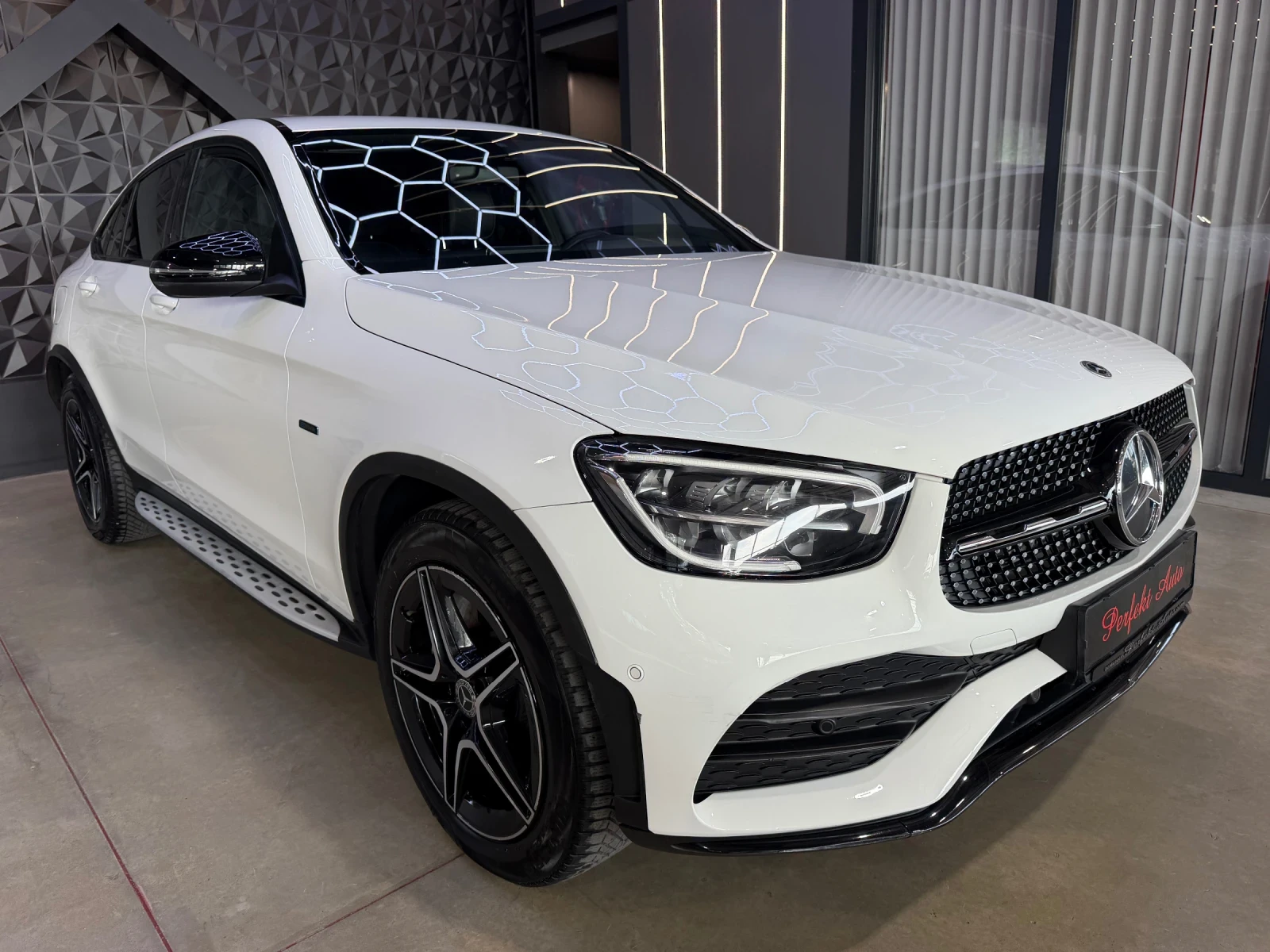 Mercedes-Benz GLC 300 d EQ BOOST 4 MATIC * AMG * PLUG-IN * 