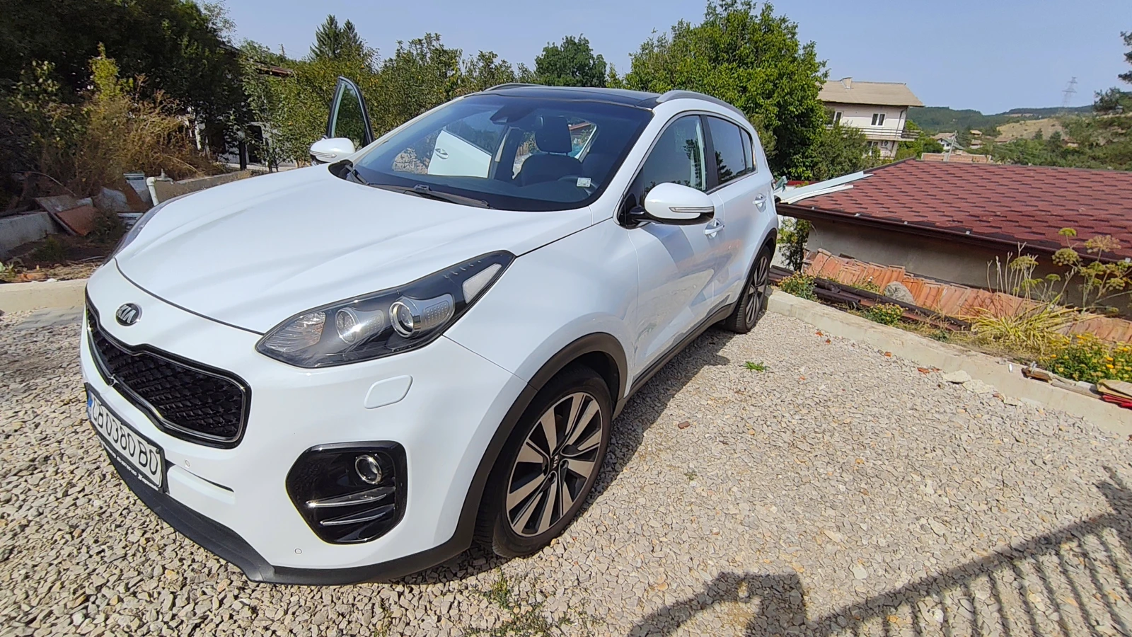 Kia Sportage, снимка 2 - Автомобили и джипове - 55869402