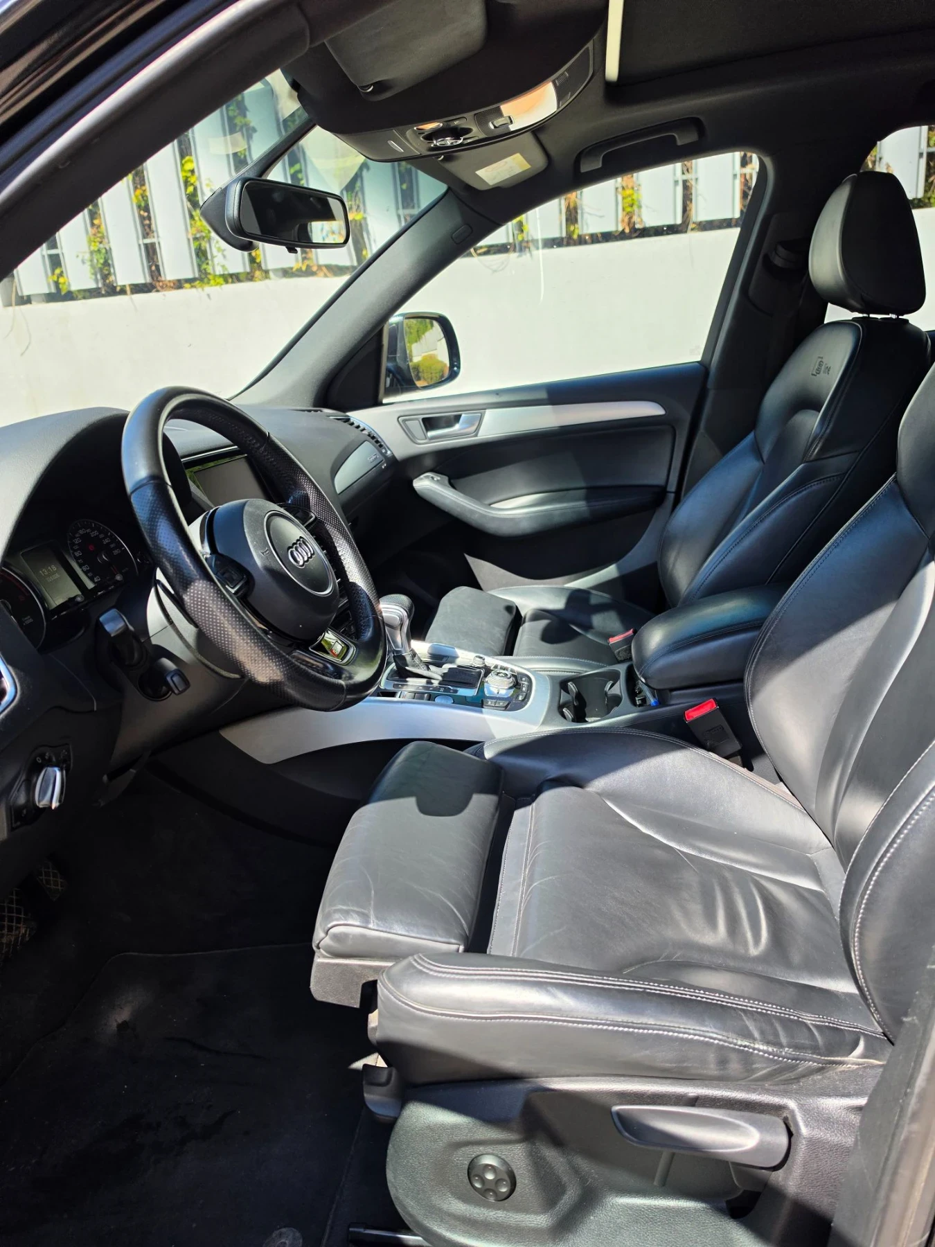Audi Q5, снимка 4 - Автомобили и джипове - 56056347