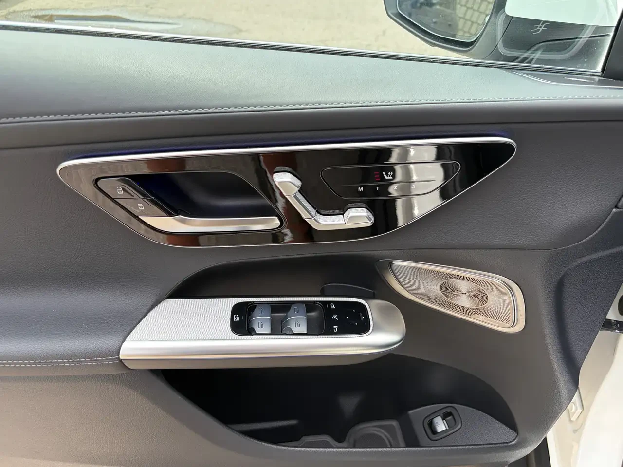 Mercedes-Benz GLC, снимка 9 - Автомобили и джипове - 56181196