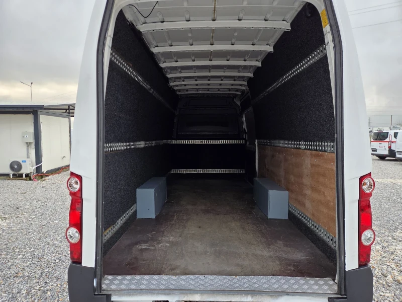 VW Crafter 2.0 TDI, XXL, Климатик, Падащ борд, снимка 14 - Бусове и автобуси - 52927099