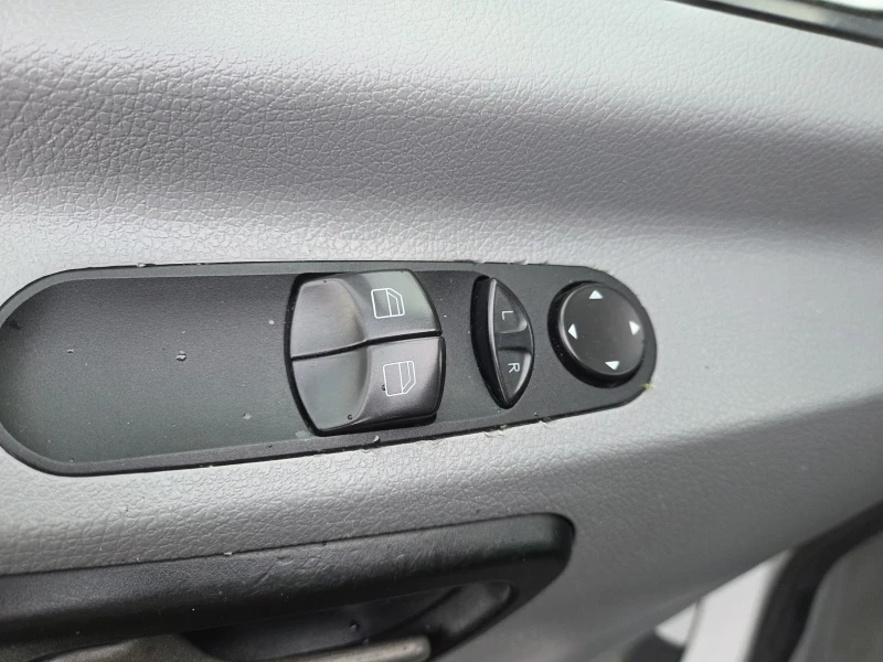 VW Crafter 2.0 TDI, XXL, Климатик, Падащ борд, снимка 12 - Бусове и автобуси - 52927099