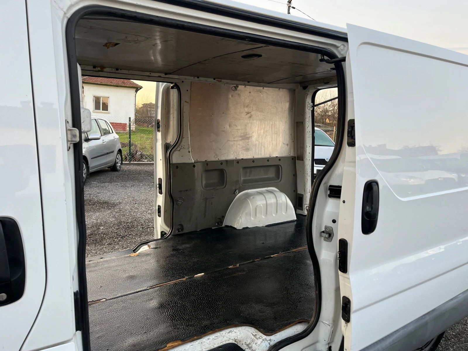Renault Trafic 1.9DCI | Mobile.bg � ����������� 14