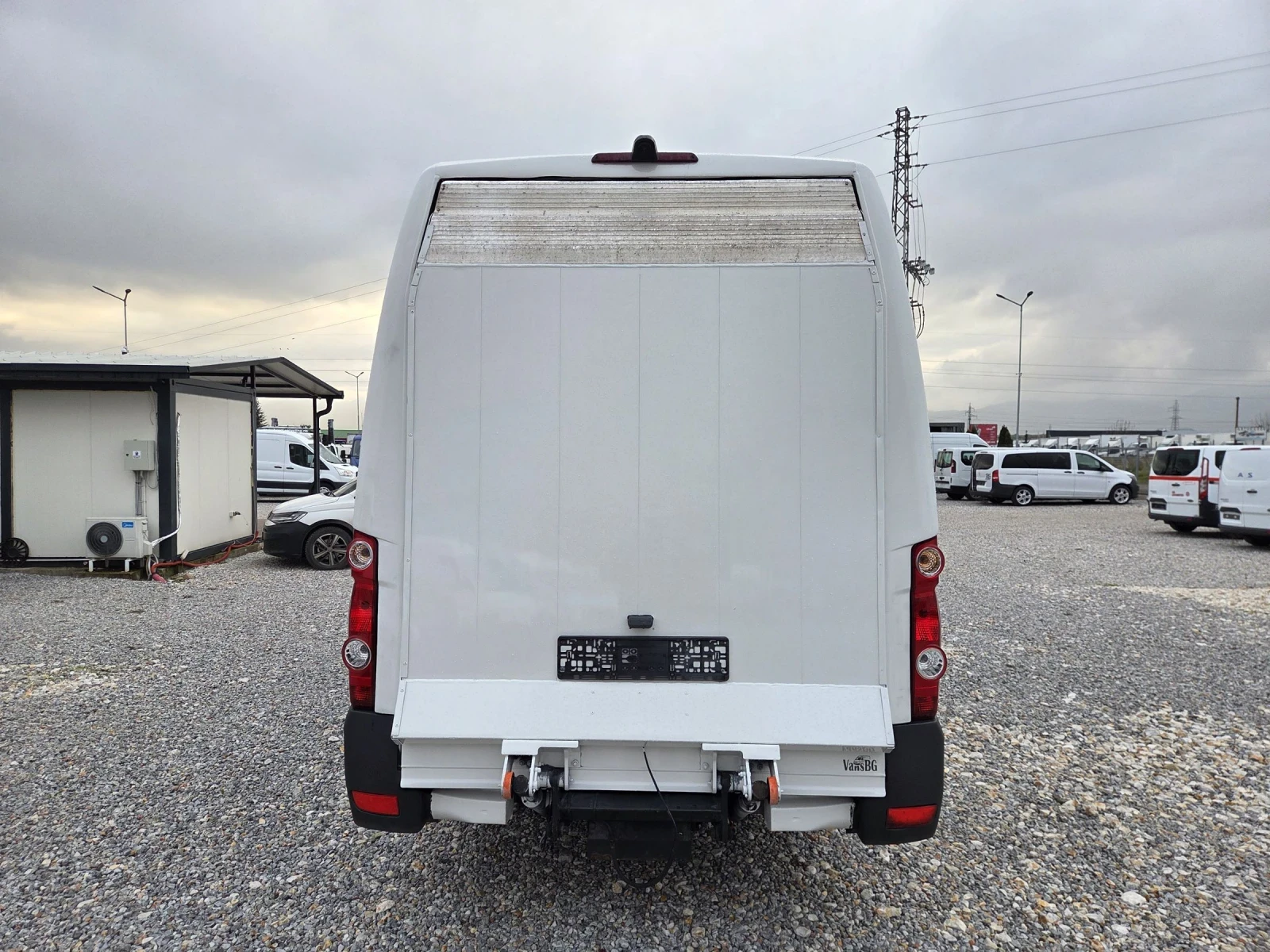 VW Crafter 2.0 TDI, XXL, Климатик, Падащ борд - изображение 4