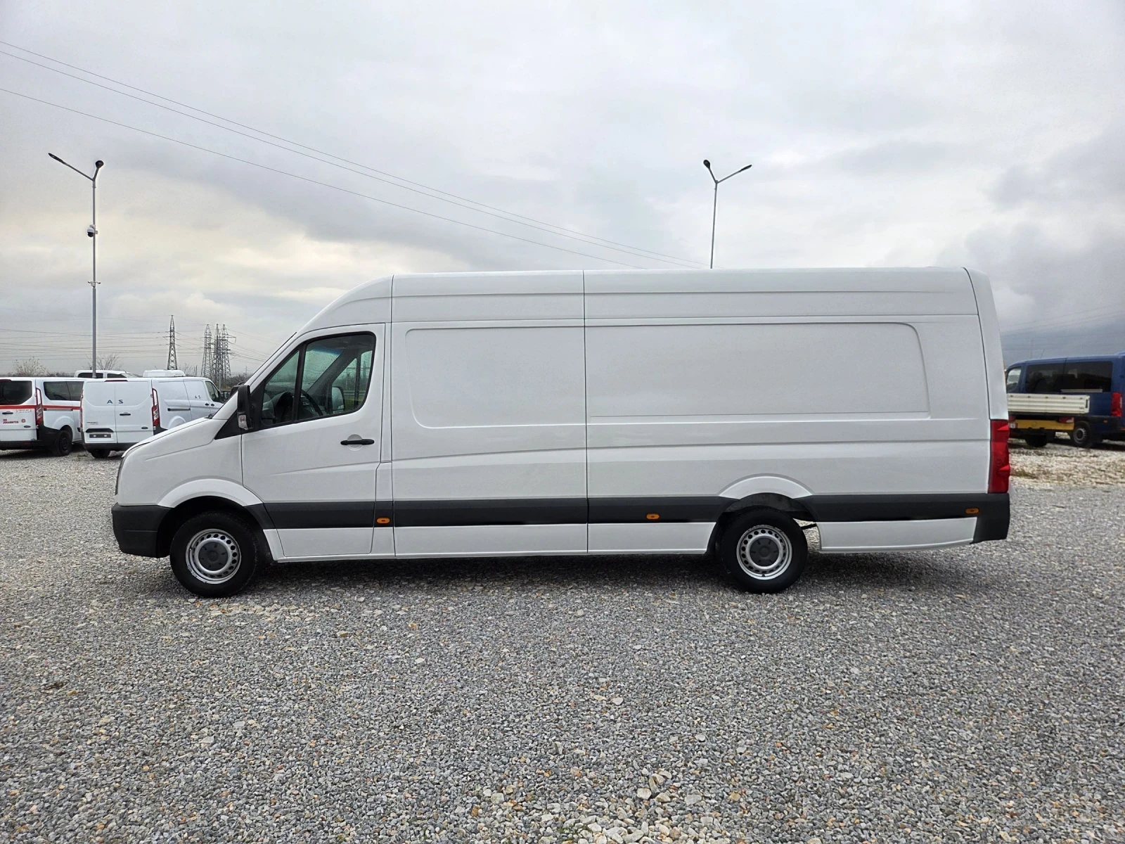 VW Crafter 2.0 TDI, XXL, Климатик, Падащ борд - изображение 2