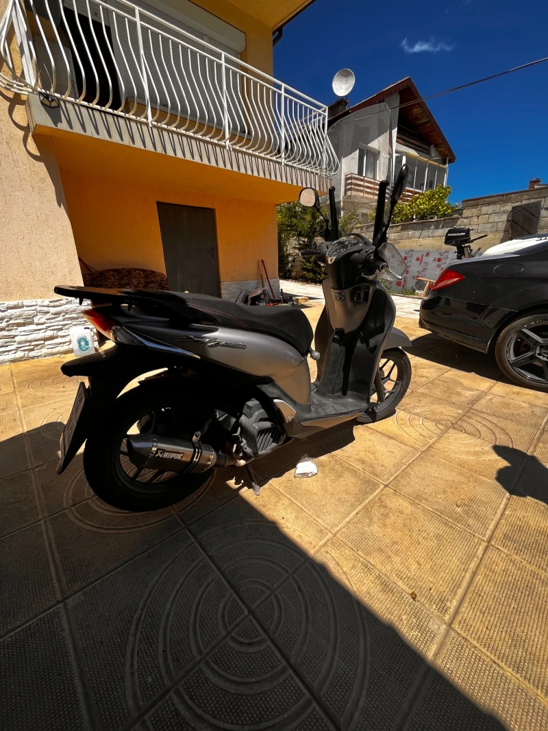 Honda Sh 125, снимка 2 - Мотоциклети и мототехника - 52341547