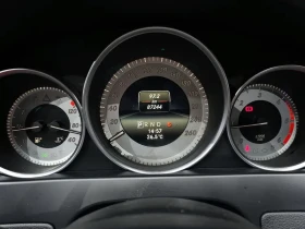 Mercedes-Benz C 220 Coupe, снимка 8