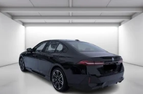 BMW 520 d = M-Sport = Shadow Line Гаранция, снимка 2
