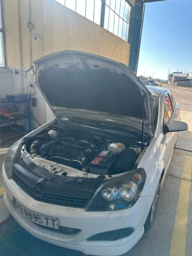 Opel Astra H GTC, снимка 8