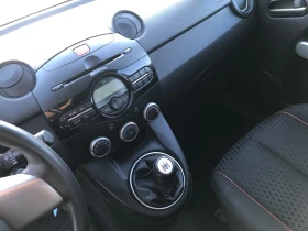 Mazda 2 1.3I FACE, снимка 10