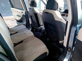 Обява за продажба на Citroen C4 Picasso 1.8 бензин ~6 300 лв. - изображение 8