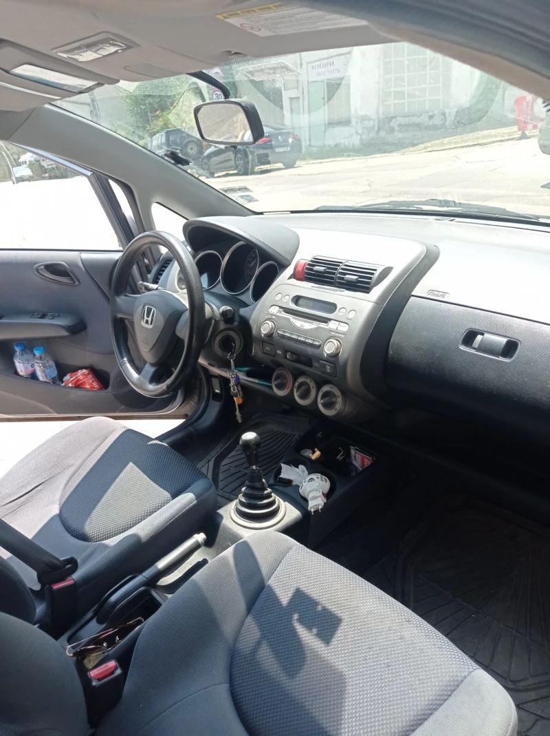 Honda Jazz, снимка 11 - Автомобили и джипове - 47264527