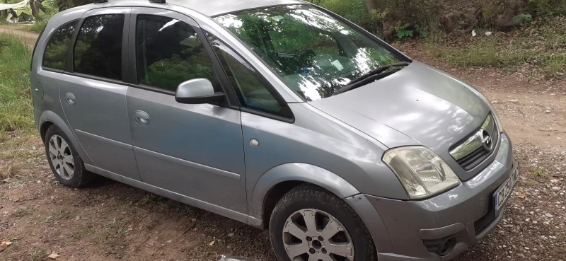 Opel Meriva, снимка 4 - Автомобили и джипове - 47300783