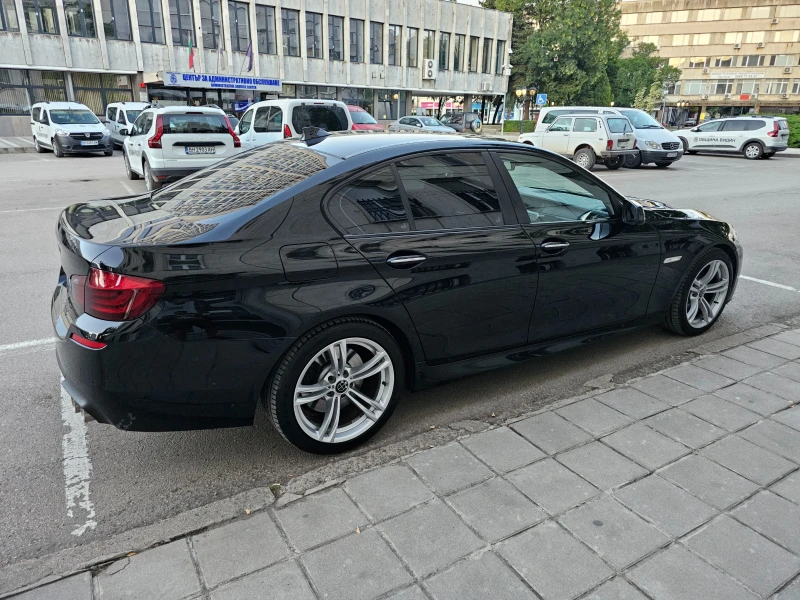 BMW 530 xDrive M-Pack, снимка 9 - Автомобили и джипове - 48606653