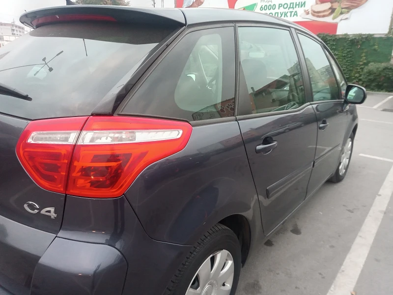 Citroen C4 Picasso, снимка 4 - Автомобили и джипове - 47785207