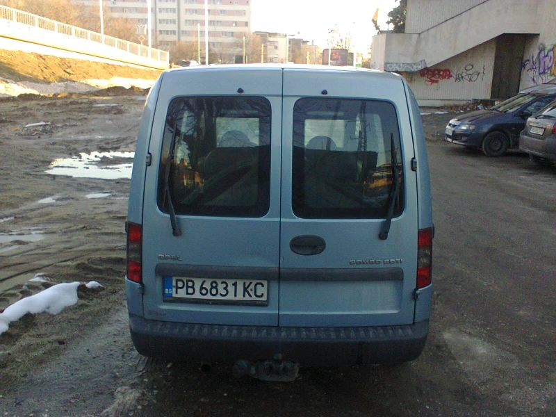 Opel Combo, снимка 14 - Автомобили и джипове - 48719277