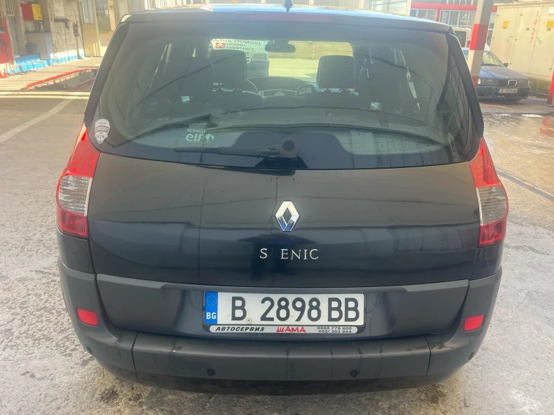 Renault Scenic, снимка 6 - Автомобили и джипове - 49289690