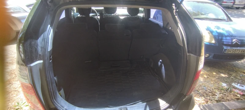 Honda Fr-v 2.2, снимка 5 - Автомобили и джипове - 52408282