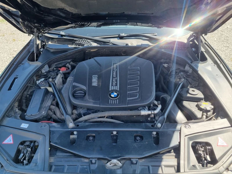 BMW 530 X-drive 258kc.* Shadowline* Distronic* Head Up* , снимка 13 - Автомобили и джипове - 50782902