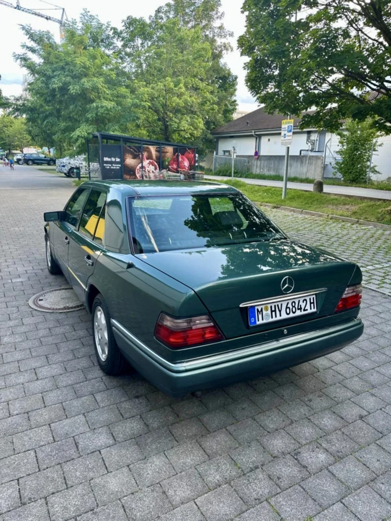 Mercedes-Benz 124 Mercedes-Benz 124 2.2i 150hp Germany , снимка 4 - Автомобили и джипове - 52460715