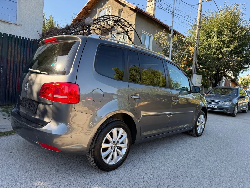 VW Touran 7mestna Highline PANORAMA, снимка 6 - Автомобили и джипове - 51779045