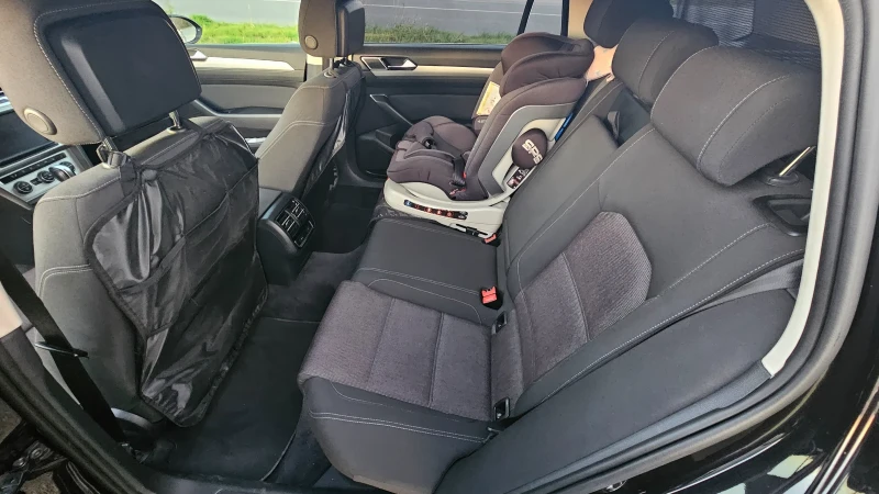 VW Passat B8, снимка 9 - Автомобили и джипове - 52259657