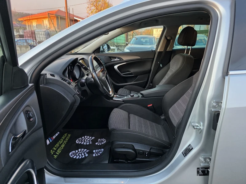 Opel Insignia 2.0 CDTI 130 К.С. / АВТОМАТ / НАВИ / КСЕНОН, снимка 7 - Автомобили и джипове - 52410132