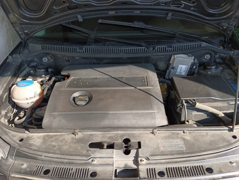 VW Polo, снимка 7 - Автомобили и джипове - 53090393