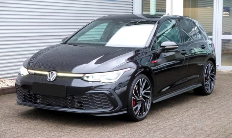 VW Golf VIII* GTI* DSG* H/K* LED