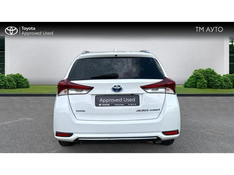 Toyota Auris, снимка 4 - Автомобили и джипове - 48025208