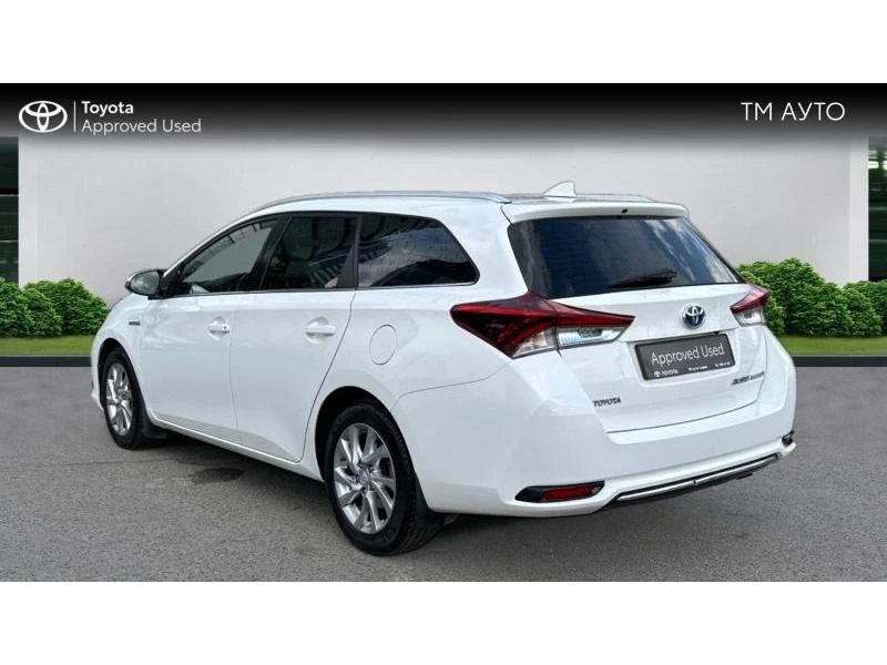 Toyota Auris, снимка 2 - Автомобили и джипове - 48025208