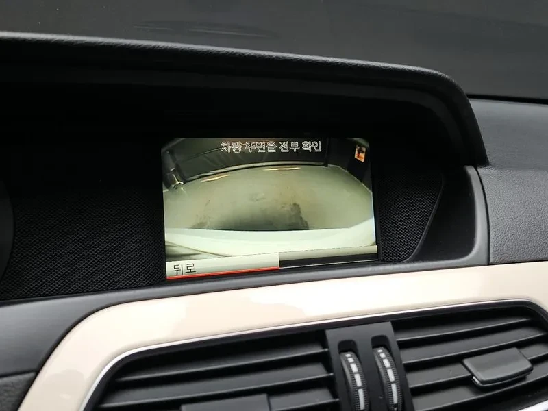 Mercedes-Benz C 220 Coupe, снимка 15 - Автомобили и джипове - 53824877