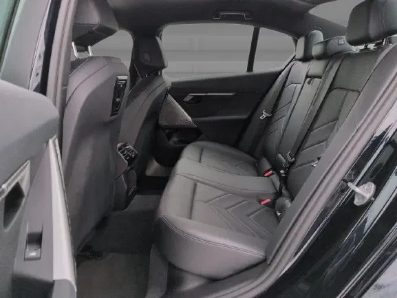 BMW 520 d = M-Sport = Shadow Line Гаранция, снимка 9 - Автомобили и джипове - 53857341