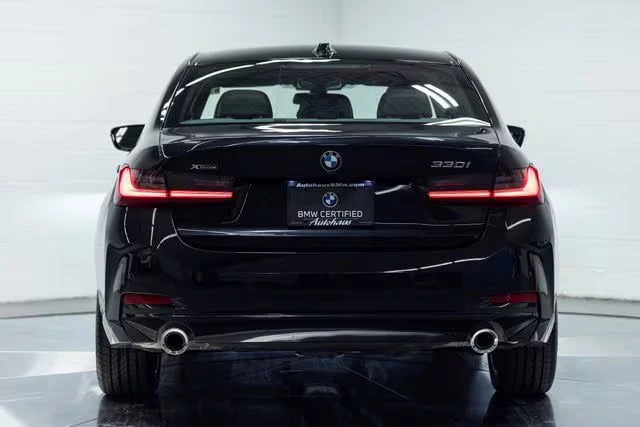 BMW 330 * АВТО КРЕДИТ* ЦЕНА ДО БГ * Сервизна история * , снимка 5 - Автомобили и джипове - 53863691