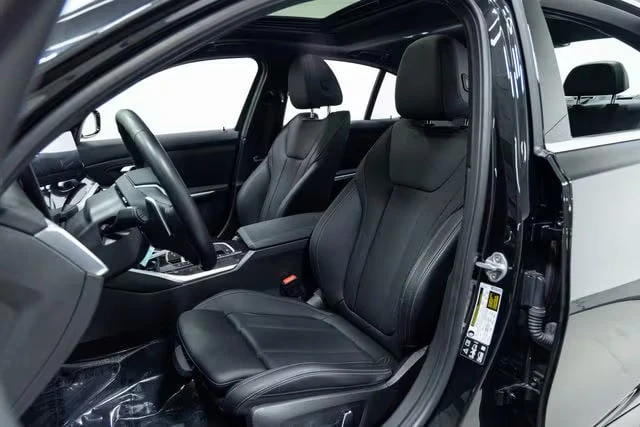 BMW 330 * АВТО КРЕДИТ* ЦЕНА ДО БГ * Сервизна история * , снимка 7 - Автомобили и джипове - 53863691